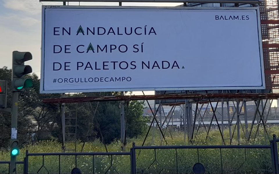 Andalucía se despierta con una campaña publicitaria que apela al #orgullodecampo