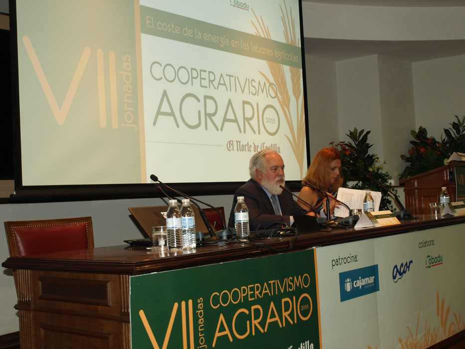Arias Cañete en las VII Jornadas de Cooperativismo