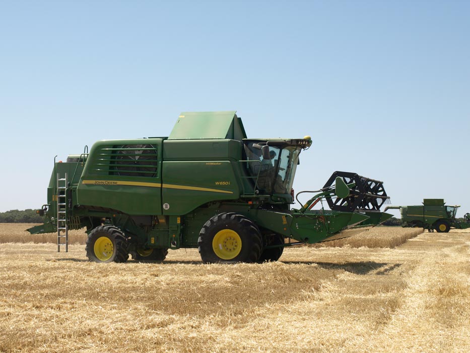 John Deere presenta su nueva generación de cosechadoras S,T y W