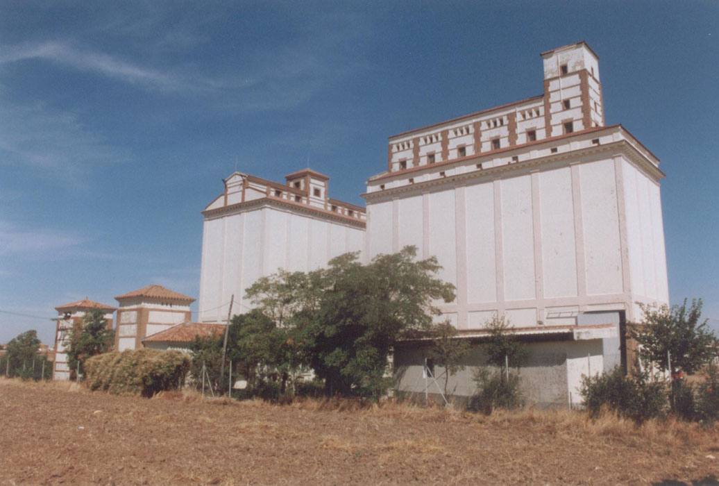 El FEGA pone a la venta 26 silos en ocho provincias