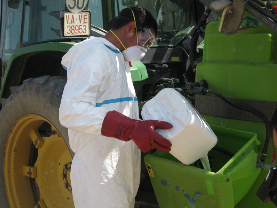 SIGFITO insta a la Administración a buscar una solución a los residuos agrarios en el CONAMA