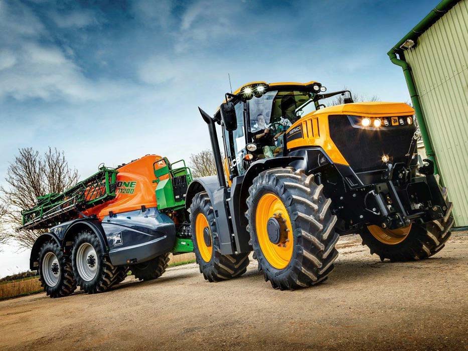 El nuevo JCB Fastrac Serie 8000 debuta en Europa