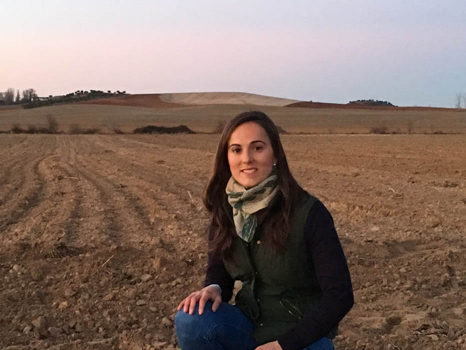 María Ferrero, joven agricultora en Castrogonzalo y Villanubla