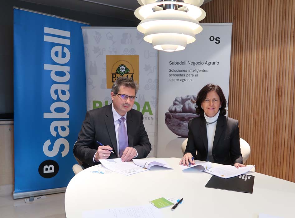 Rueda y el Banco Sabadell firman un convenio de colaboración