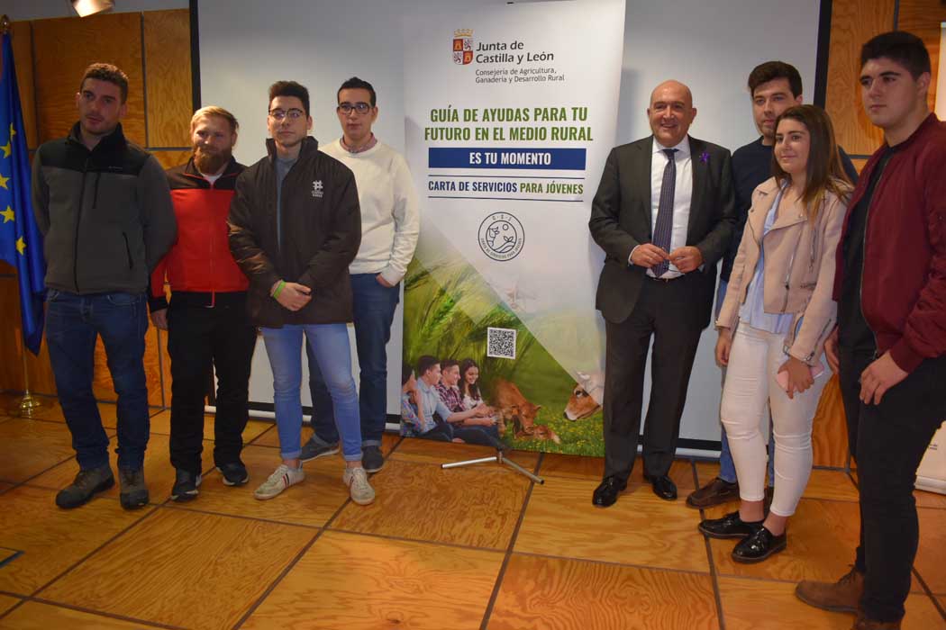 Agricultura elabora la ‘Carta de Servicios para Jóvenes’ para acercar el mundo rural a este colectivo