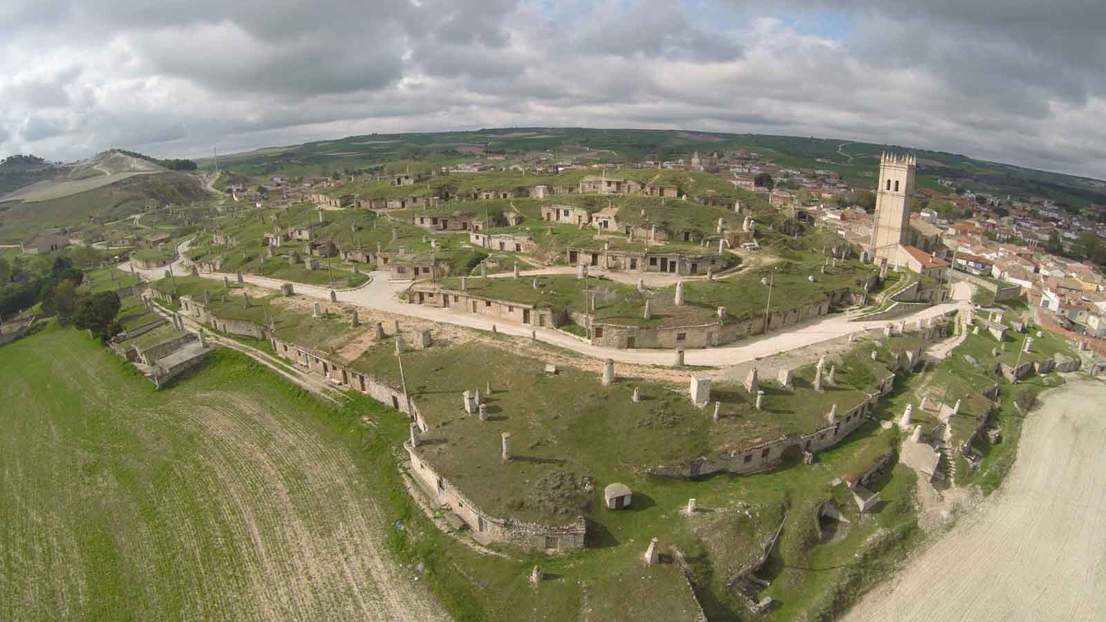 Baltanás, el pueblo de las 400 bodegas subterráneas