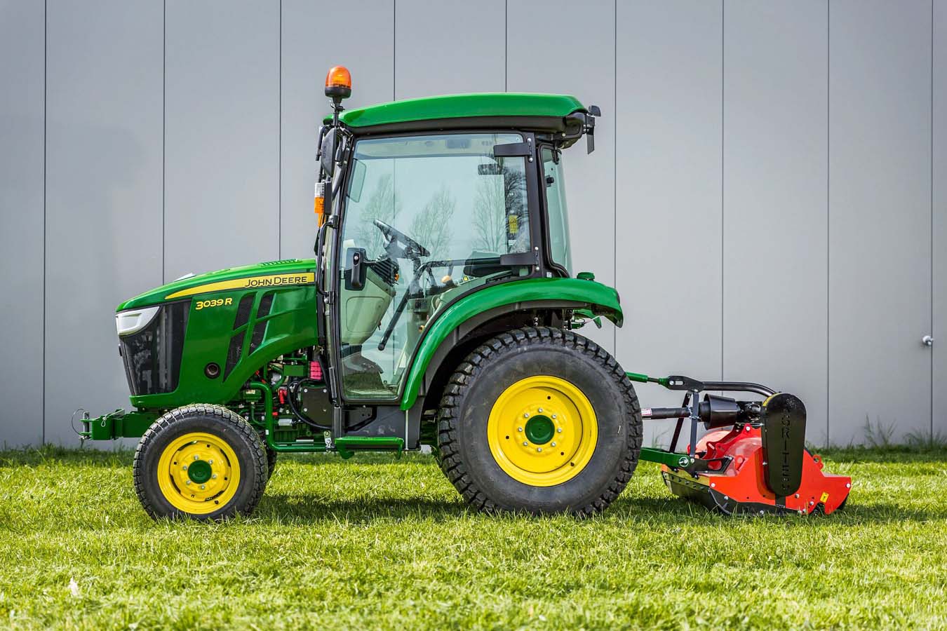 Así son las novedades en los tractores compactos de John Deere