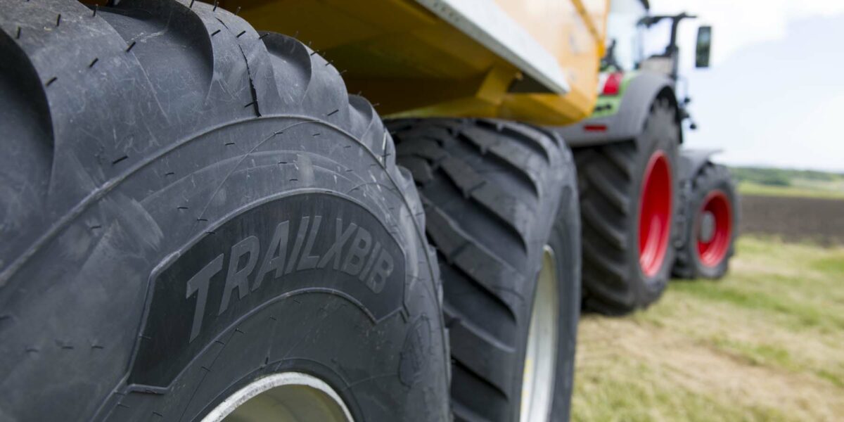 Michelin presenta Trailxbib el neumático agrícola para remolques y aperos