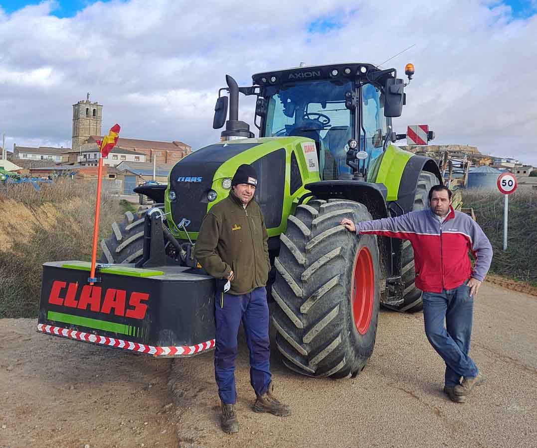 El tractor más potente de Valladolid llega a Aguilar de Campos