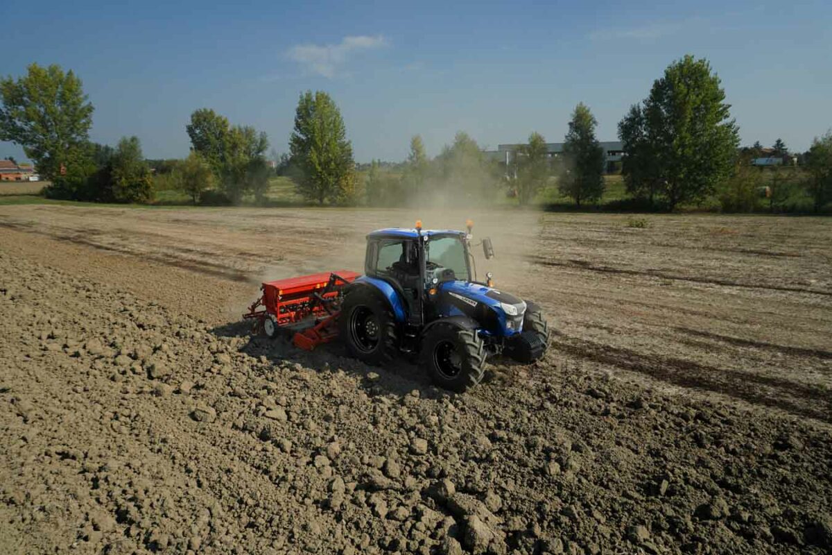 Landini presenta el nuevo tractor multiusos 5-085