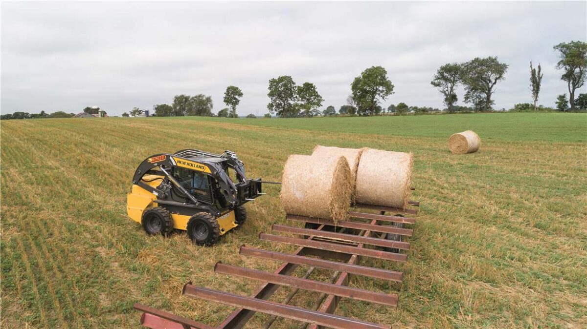 New Holland celebra 50 años de su oferta de Mini cargadoras