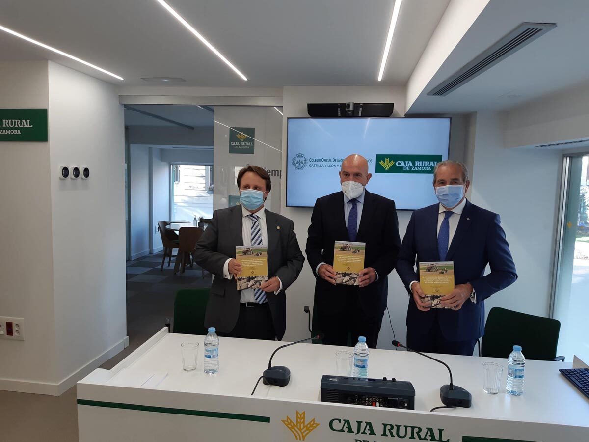 Carnero presenta un libro sobre la aportación de los ingenieros agrónomos al sector