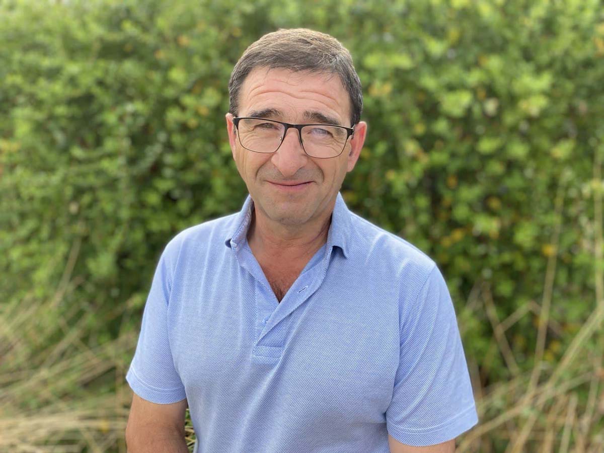 Eduardo Arroyo pide a los otros dos candidatos a presidir ACOR que renuncien para evitar más perdidas