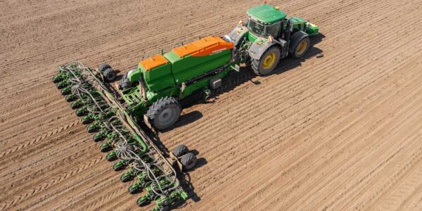 AMAZONE presenta su nueva sembradora neumática de precisión arrastrada Precea-TCC