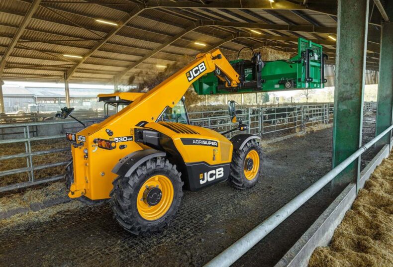 JCB lanza la nueva telescópica compacta 530-60 Agri Super