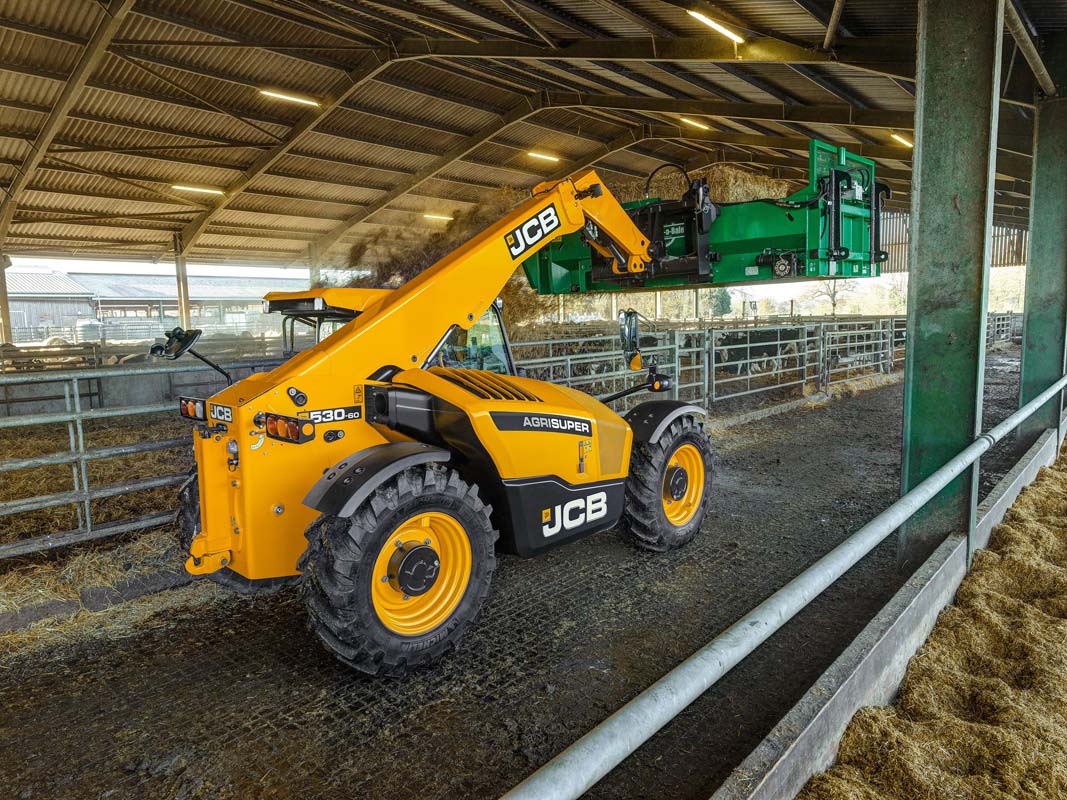 JCB lanza la nueva telescópica compacta 530-60 Agri Super