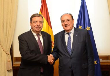 Planas analiza con el presidente de SAECA las líneas de préstamos subvencionados para dotar de liquidez al sector agrario