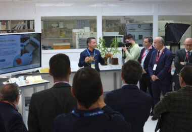 Syngenta amplia en España sus centros de innovación en Almería y Murcia