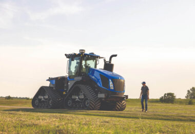 New Holland muestra el T9 SmartTrax PLM Intelligence de cara al año 2025