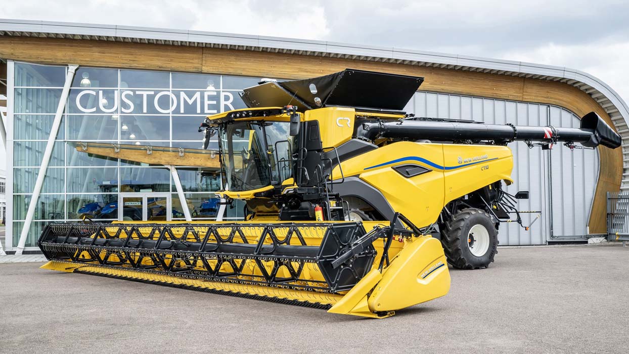 New Holland presenta las nuevas cosechadoras emblemáticas CR10 y CR11
