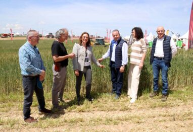 Junta y las OPAS firman una declaración conjunta con las principales reivindicaciones del sector agrario de Castilla y León para la próxima PAC