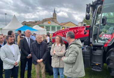La Junta muestra su apoyo a la Feria de Maquinaria Agrícola de Lerma en su 63 edición 