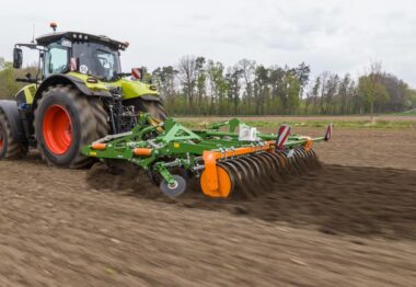 Así es el nuevo rodillo AMAZONE FW 580: alto rendimiento en todo tipo de suelos