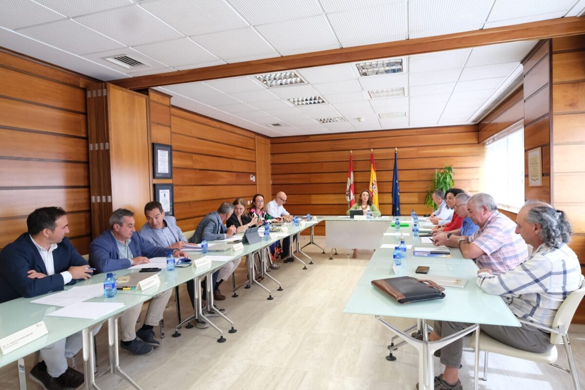 La Junta y las organizaciones agrarias defenderán un presupuesto sólido y justo para la PAC que priorice al agricultor profesional