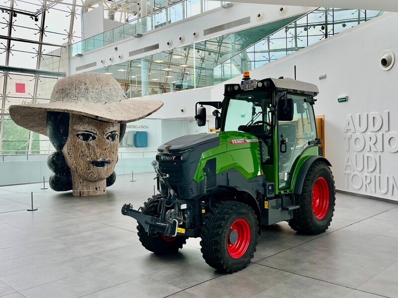 Fendt presenta en España el primer tractor eléctrico producido en serie