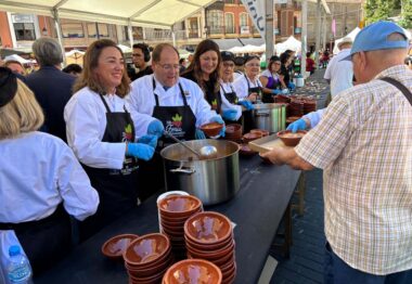 La Junta reivindica el liderazgo de la Comunidad en la producción de legumbres de calidad a nivel nacional en la XXII Feria Agroalimentaria de La Bañeza