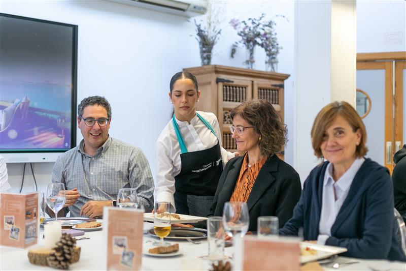 La Escuela Internacional de Cocina y Fundación Mahou San Miguel lanzan un nuevo programa de microformaciones para profesionales de la hostelería